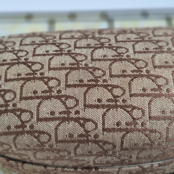 Dior Brown Monogram Sunglasses Case - Picture 2 of 8